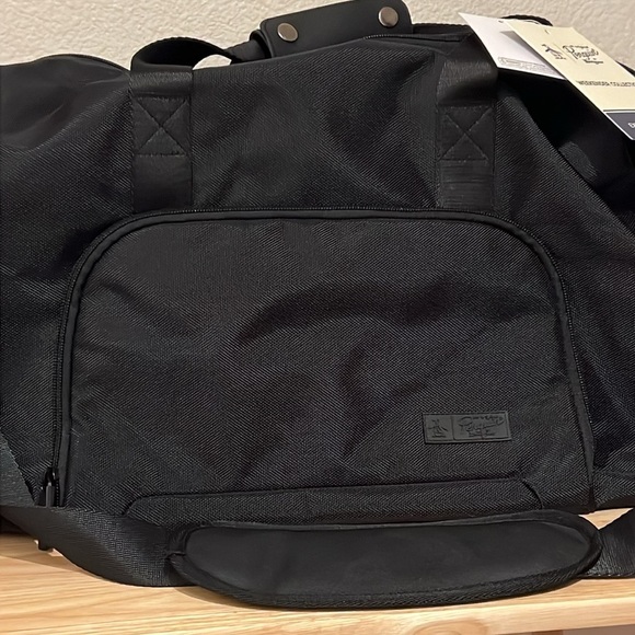 Penguin Black Weekender Collection Expandable Duffel Bag - Picture 3 of 12